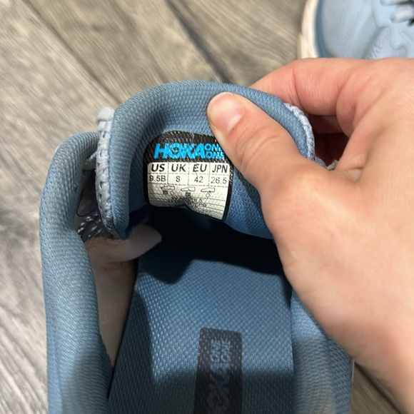 • Hoka • Women’s Arahi 5 Road Running Shoes  Blue Fog/Provincial Blue 9.5 B - Picture 6 of 6
